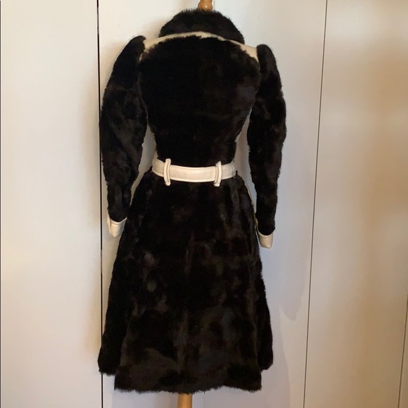 Courrèges Vintage Fur Coat - Picture 5 of 9